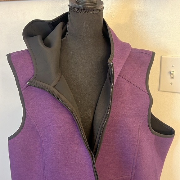 Gerry Women's Hooded Sleeveless Vest Purple Outerwear Athletic Zip, Sz. M. - Picture 2 of 12